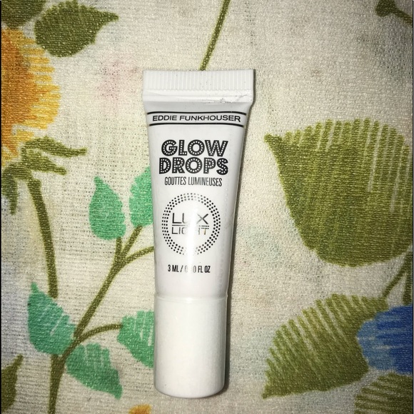 Makeup bundle! - Picture 3 of 6